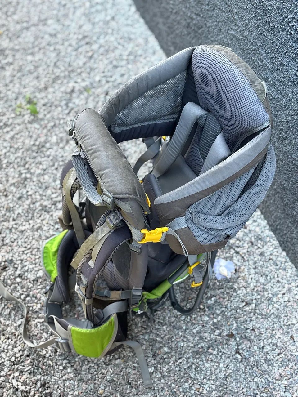 Mochila Deuter Kid Confort Air Verde - Foto 3