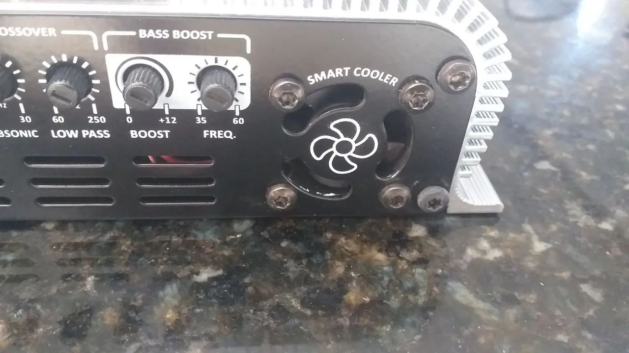 Módulo taramps Bass1200wrms 2 ohms novo  - Foto 3