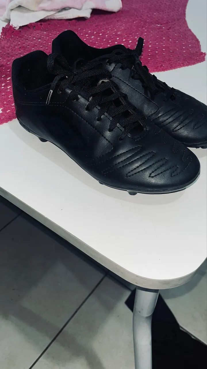 Chuteira da umbro 