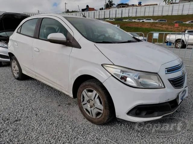 Sucata Onix 2014 1.0 disponivel pra retirada de peças - Foto 2