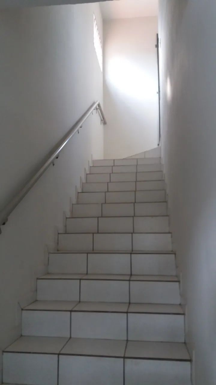 Alugo Kitnet na Zona 03 - Foto 2