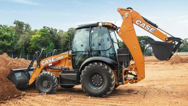 Retroescavadeira Case 580n 4x2 - 2013