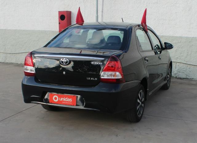 Toyota Etios - Foto 3