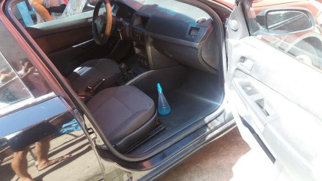 Vectra Sedan 2.0 8V - Foto 5