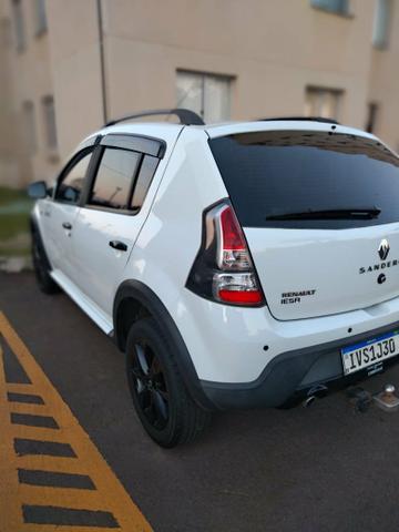 Sandero Stepway Tweed Top de linha. Baixo Km - Foto 5