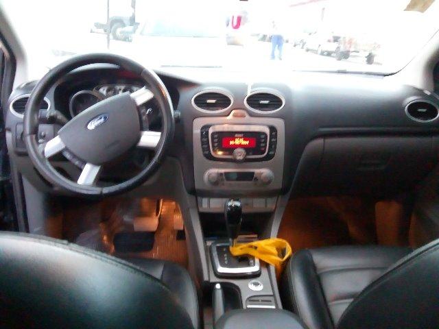 Ford Focus Sedan Ghia- Excelente carro de luxo - Foto 6