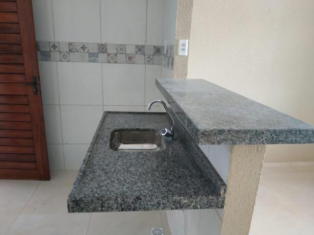 Entrada parcelada, escritura grátis, 2 quartos, 2 wc's, garagem, varanda, sala, coz - Foto 5