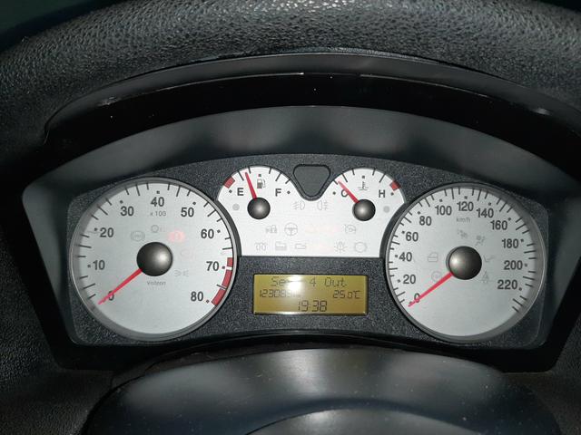 Fiat Stilo 1.8 2003 Completo Teto Solar multimidia - Foto 13