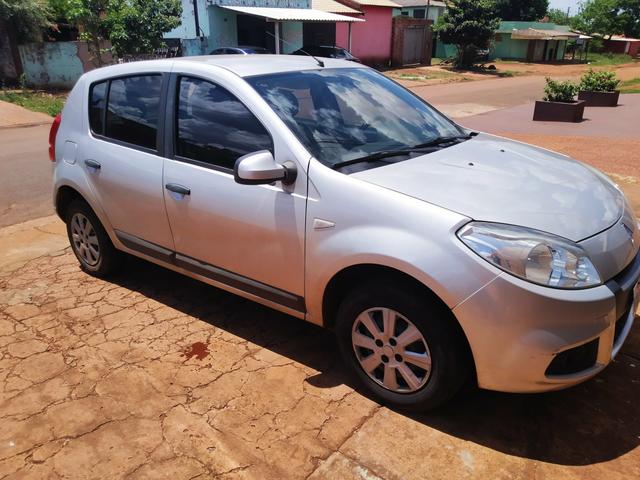 Renault Sandero 2012, 1.0. Bem Abaixo FIPE. BAIXA KM !! - Foto 2