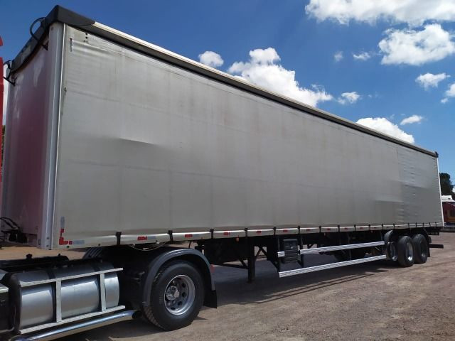 Carreta Sider Reta 28 pallets ano 2018 Randon Ls Sem Pneus