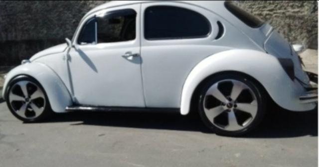 Vendo fusca 1983 todo restaurado mecânica funilaria e pintura tapeçaria elétrica
