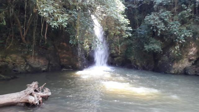 Terreno/Cachoeira