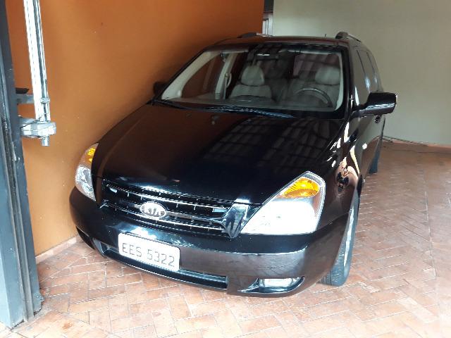 Kia Carnival 2009 oito passageiros