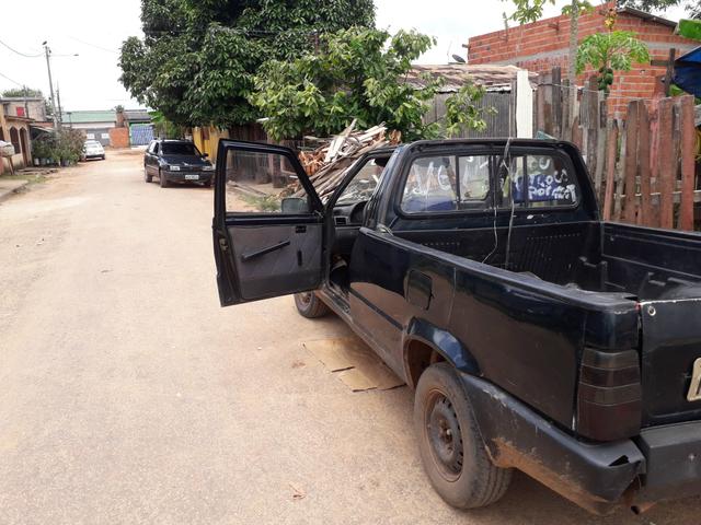 Vende se este carro