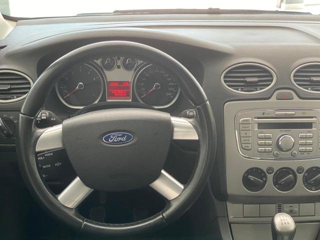 Ford Focus Sedan 2.0 Manual 2012 - Foto 5