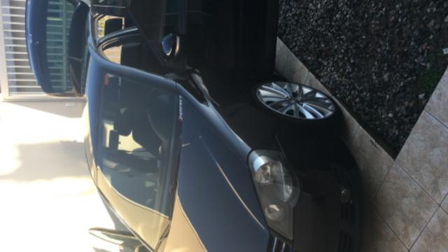 Polo sportline, legalizado baixo. Com rodas 17