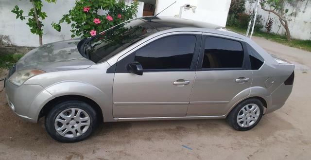 Carro sedã - Foto 5