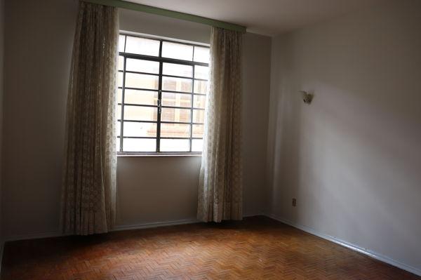 Apartamento com 3 quartos no Residencial Umuarama - Bairro Setor Central em Goiânia - Foto 3