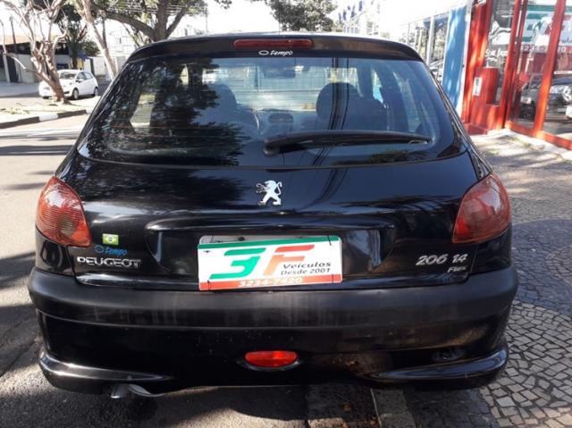 PEUGEOT 206 2008/2008 1.4 PRESENCE 8V FLEX 4P MANUAL - Foto 4