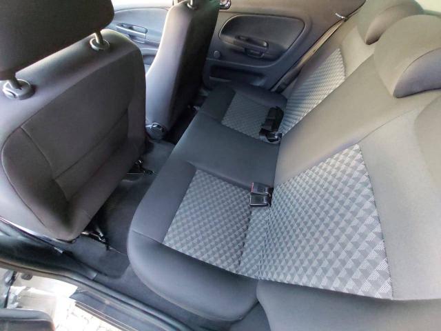 VOYAGE 2015/2016 1.6 MI COMFORTLINE 8V FLEX 4P MANUAL - Foto 8