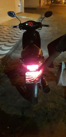 HONDA BIZ 125+ NA PARTIDA E PEDICULA.