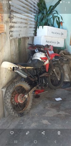 MOTO DE TRILHA