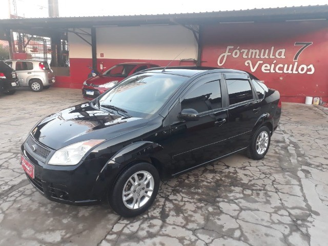 FIESTA SEDAN 2009 1.6