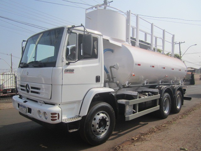 MB 2726 GASCOM PIPA BOMBEIRO