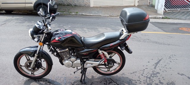 SUZUKI GSR 150I IMPECÁVEL