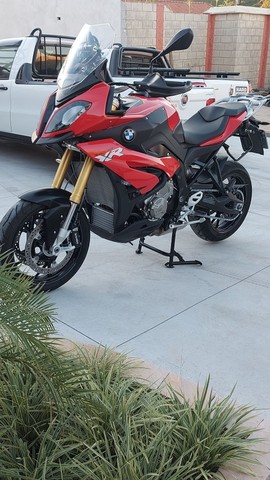 BMW S1000XR