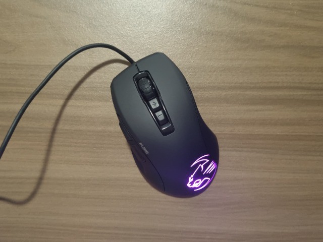 Mouse Roccat Kone Pure Sel 5 000 Dpi Novo Computadores E Acessorios Antonio Carlos Olx