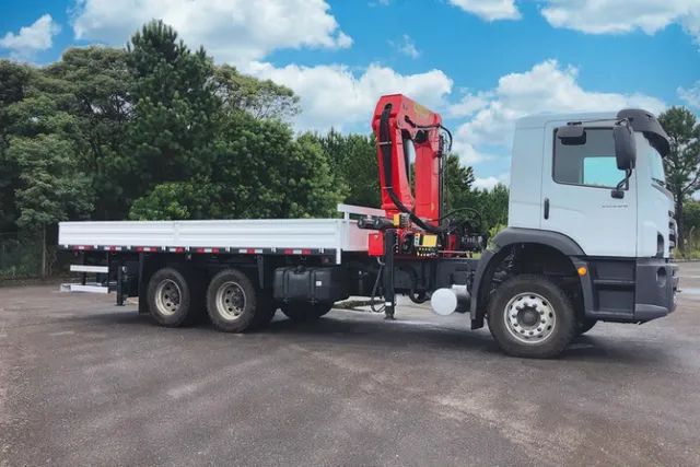 Caminhão Volkswagen Constellation 27.260 6x4 Guindaste 45ton. Palfinger - Foto 5