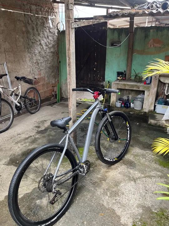 bicicleta KSW aro 29 leia a descrição