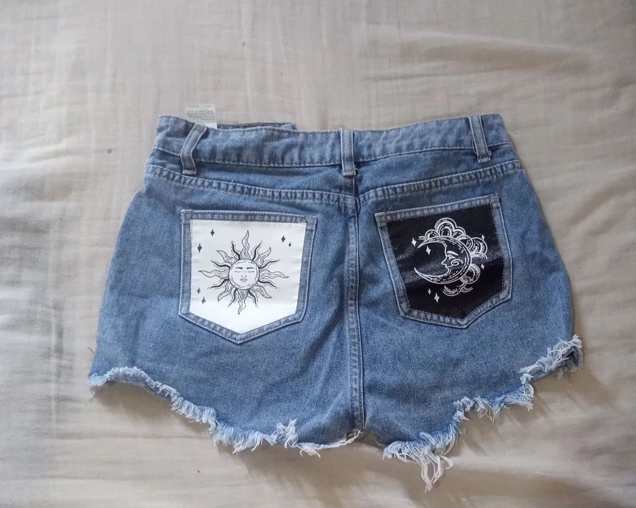 Short Jeans Destroyed Preto - Tamanho P(34/36 ambos os shorts) - Foto 2