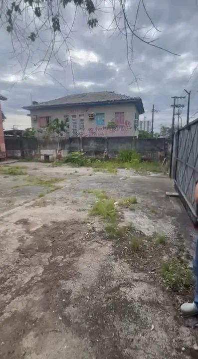 //Alugo Terreno na Sete de Setembro 