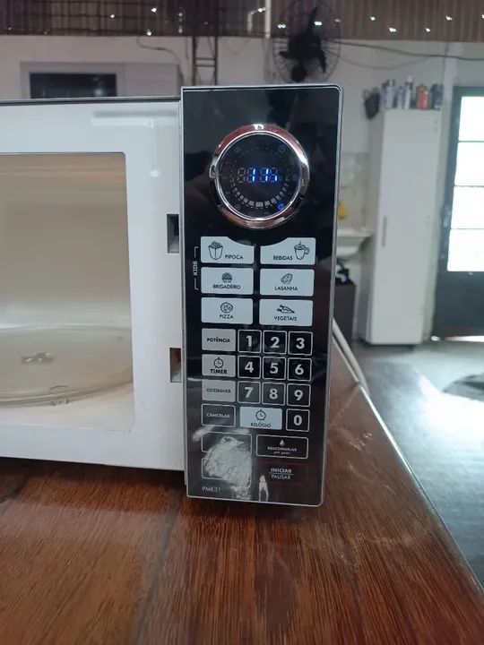 Microondas 31 Litros Philco em Inox Espelhado 127v - Foto 6