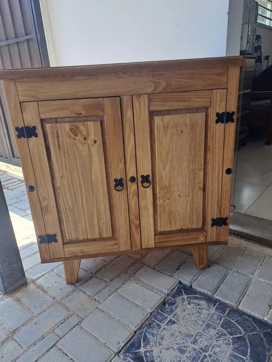 Balcão Multiuso com 2 portas 