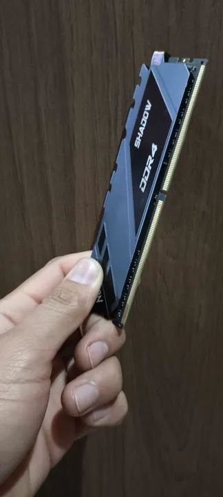 Duas Memórias  ddr4 de  8GB