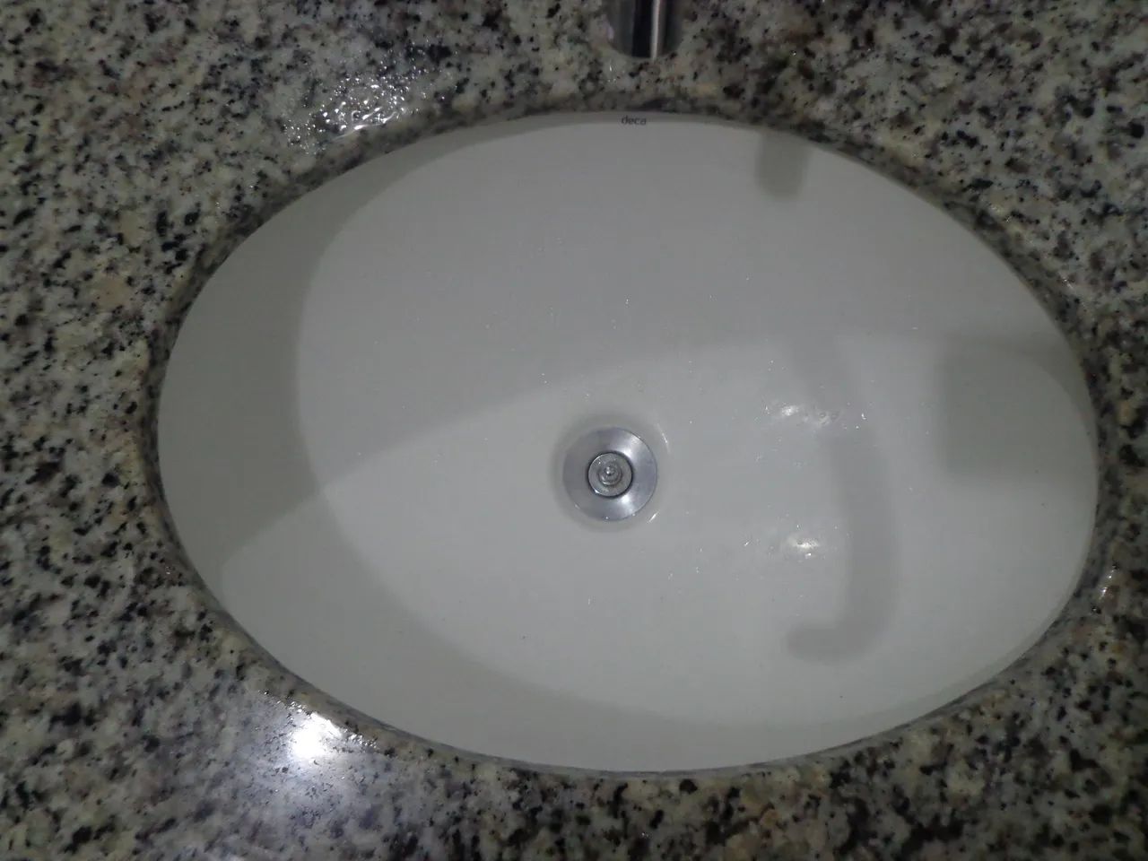 Pia de banheiro com granito - Foto 5