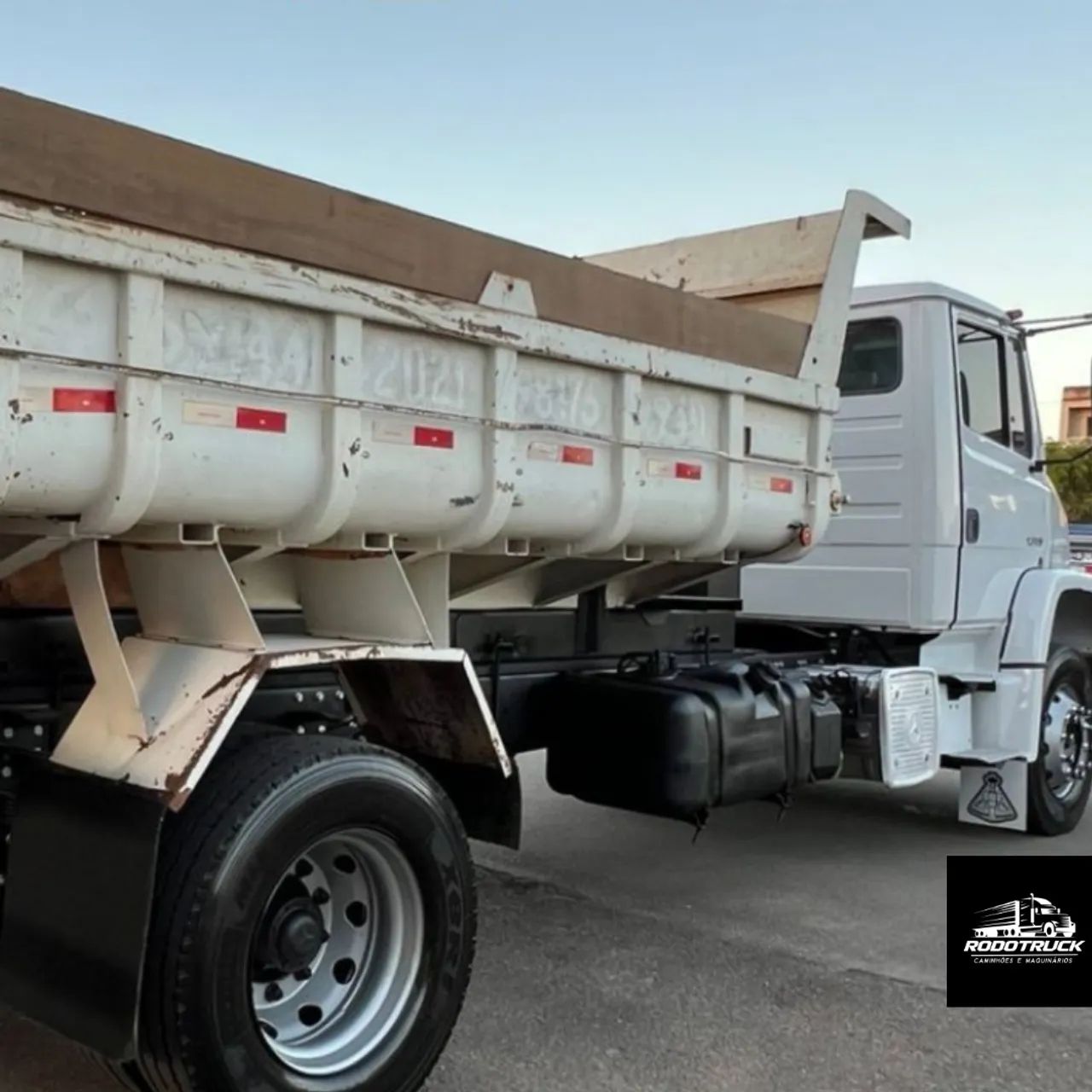 MB 1319 Toco Caçamba 2013 - Foto 3