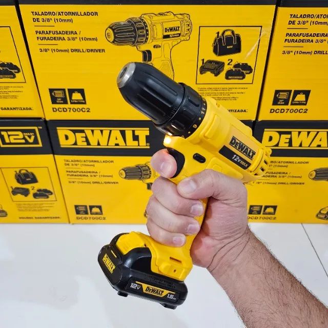 Parafusadeira Furadeira 2 Baterias 12V + Bolsa Dewalt DCD700C2 Garantia de 3 Anos - Foto 6