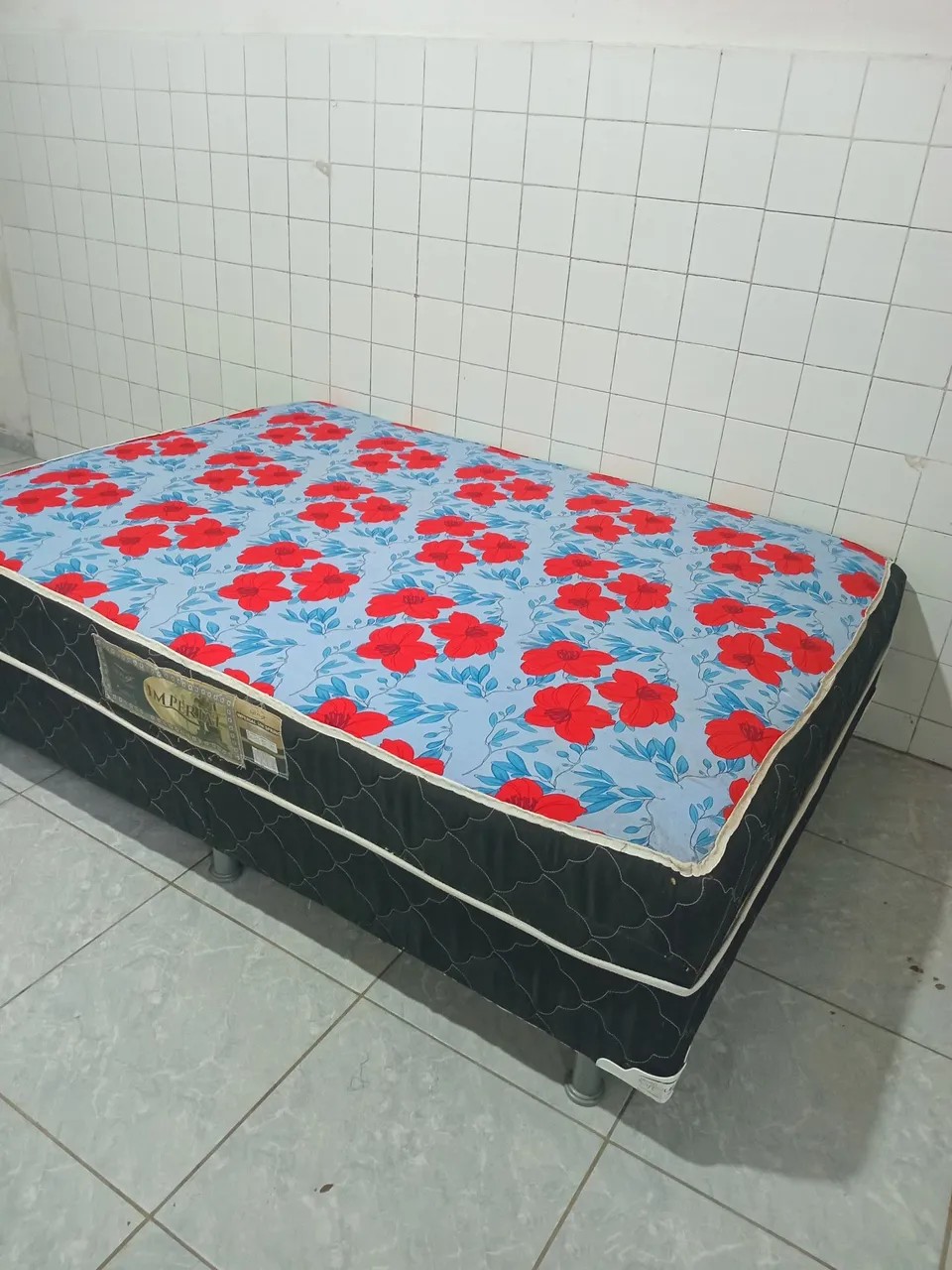 Cama Box molas casal