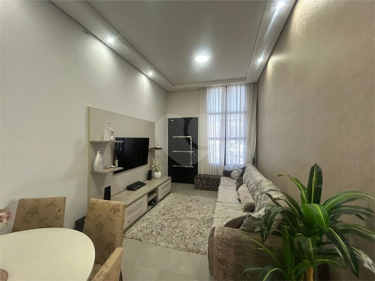 Casa à venda com 3 quartos, sendo 1 suíte, no condomínio Terras de São Francisco, Sorocaba