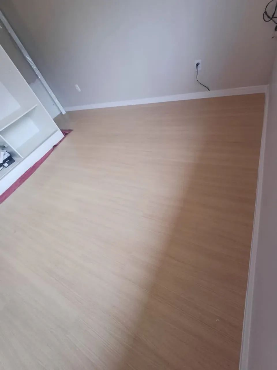 Piso Laminado Amadeirado - Moderno e Durável - Foto 3