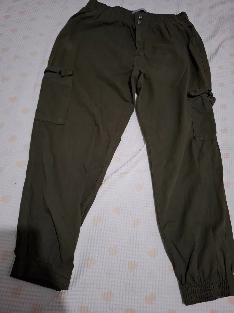Calça cargo verde militar