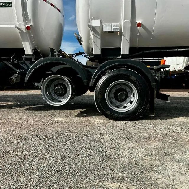 Carreta Tanque Bitanque Inox Tanspar 44 Mil Litros - Foto 8