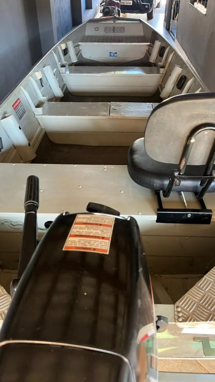 Barco de pesca completo - Foto 5