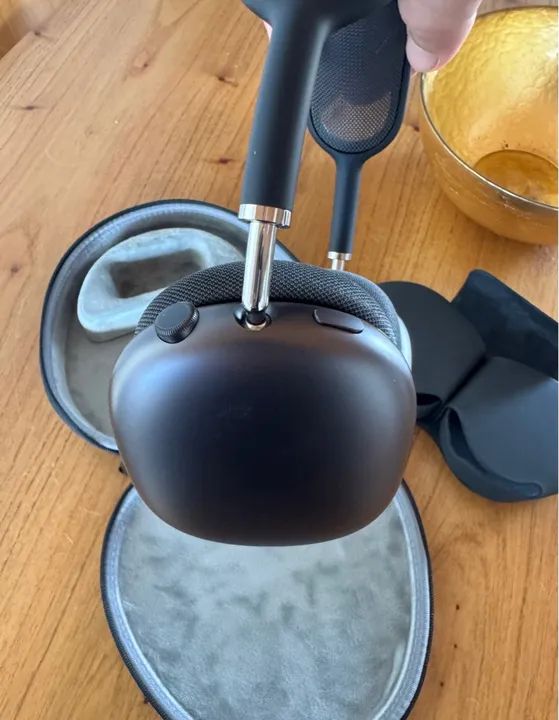 Fones de Ouvido Apple AirPods Max - Cinza Espacial - Foto 4