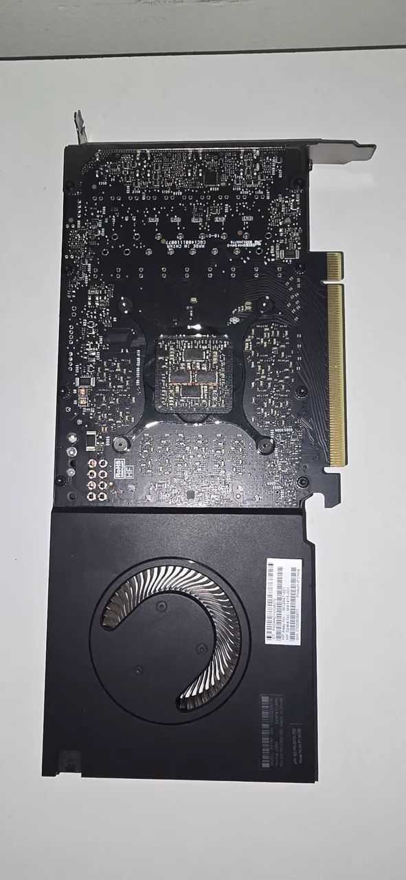 Placa de Vídeo GeForce RTX A4000 - Foto 2