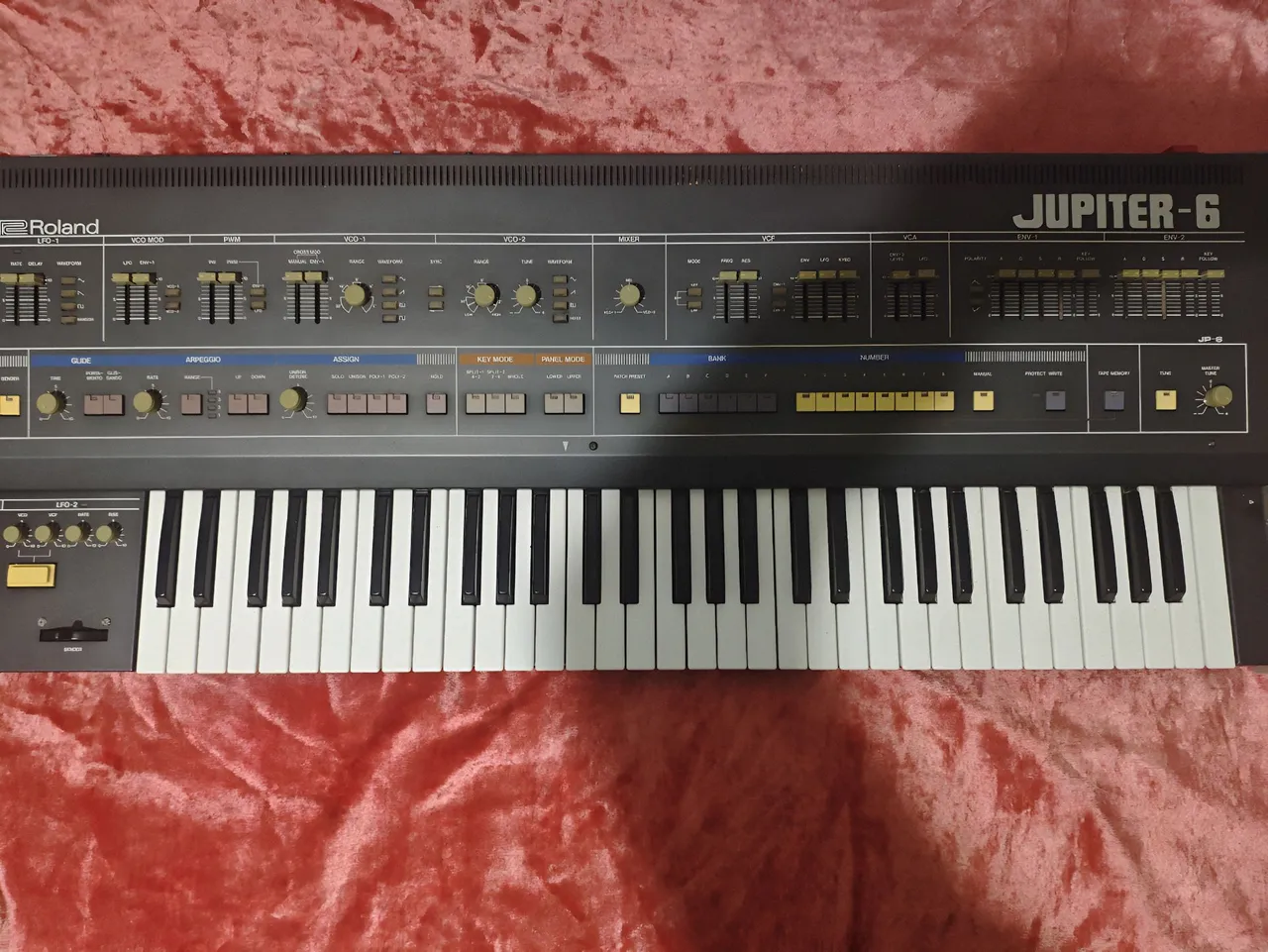 Roland Jupiter 6 Retorno Jedi !! Sequential Circuits Prophet & Moog & Komplete Kontrol S88